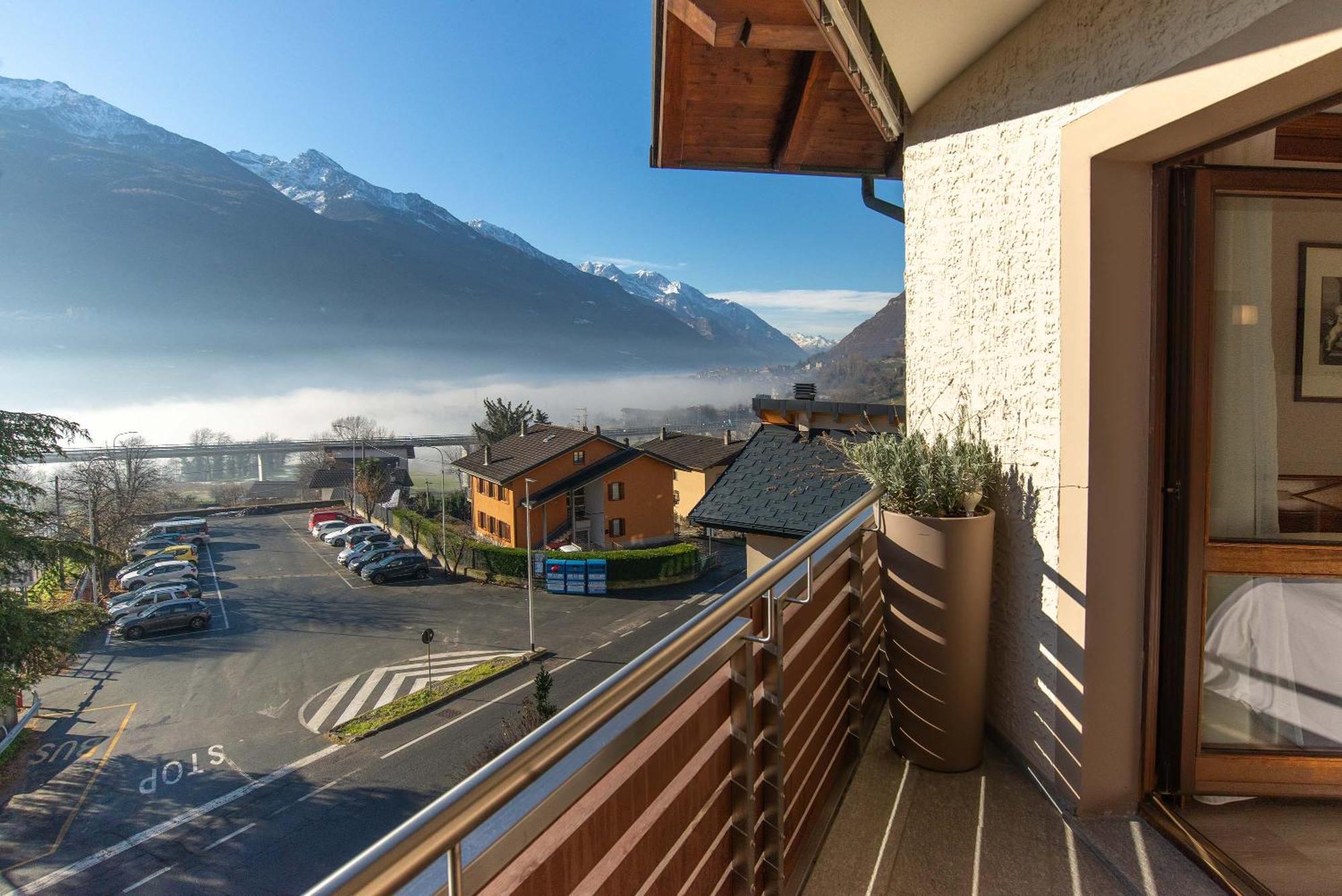 Relais Du Foyer Hotel Châtillon Exterior photo